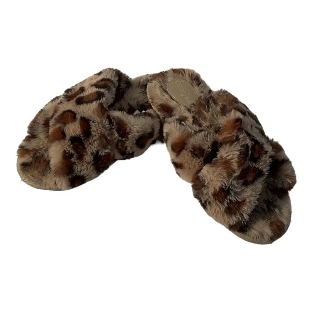 Cat & Jack Girls Leopard Print brooklyn faux fur slide on slippers  L(4/5)